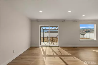 2330 Noah Street SE, East Wenatchee, WA 98802 - Photo 24