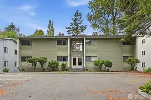 19433 28th Ave NE, Lake Forest Park, WA 98155 - Photo 1