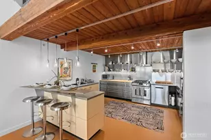 66 Bell St, Seattle, WA 98121 - Photo 16