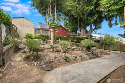 1317 California Avenue SW, Seattle, WA 98116 - Photo 34