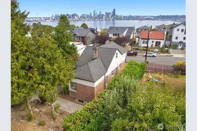 1317 California Avenue SW, Seattle, WA 98116 - Photo 36