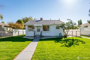 1318 SW C St, Ephrata, WA 98823 - Photo 1