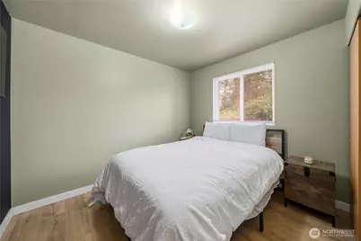 14301 1st Avenue E, Tacoma, WA 98445 - Photo 18