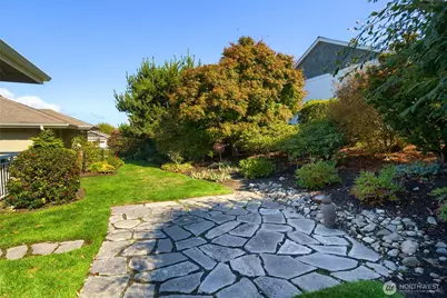 1401 Portalis Court, Anacortes, WA 98221 - Photo 36