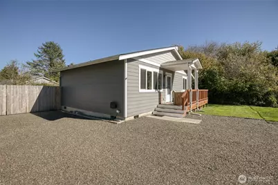 164 N Oar Loop NW, Ocean Shores, WA 98569 - Photo 2