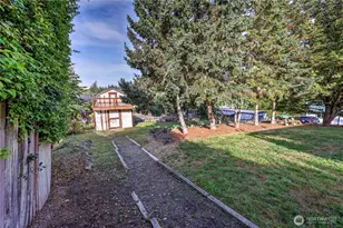 2072 Sidney Ave, Port Orchard, WA 98366 - Photo 6