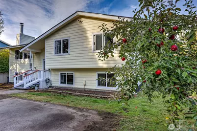 2072 Sidney Avenue, Port Orchard, WA 98366 - Photo 2