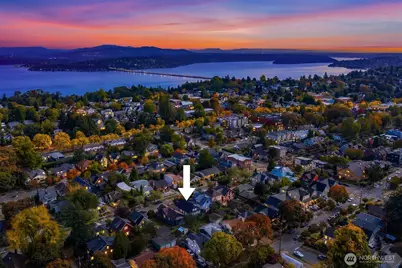 181 26th Avenue, Seattle, WA 98122 - Photo 2