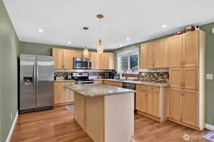 8819 123rd Ave SE, Newcastle, WA 98056 - Photo 10