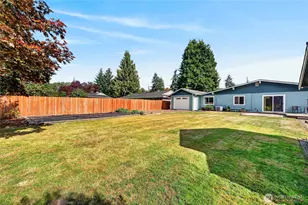 8819 123rd Ave SE, Newcastle, WA 98056 - Photo 20