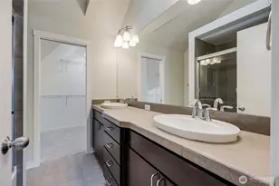 2524 Yale Ave. E., Seattle, WA 98102 - Photo 22