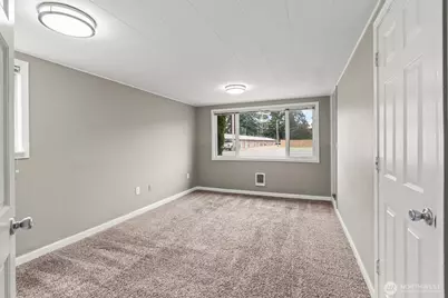 304 125th Street, Tacoma, WA 98444 - Photo 20