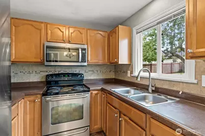 304 125th Street, Tacoma, WA 98444 - Photo 14