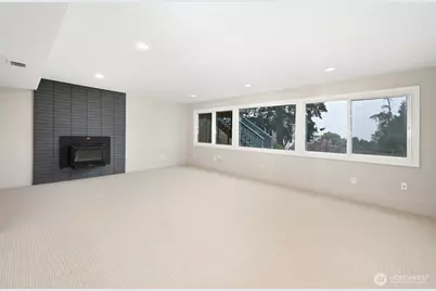 1135 S 204th Street, Seattle, WA 98198 - Photo 22