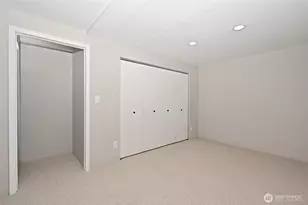 1135 S 204th St, Seattle, WA 98198 - Photo 26