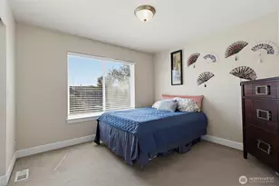 5210 35th St E, Fife, WA 98424 - Photo 10