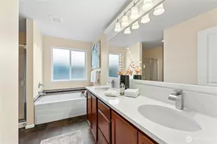 626 195th St SE, Bothell, WA 98012 - Photo 22