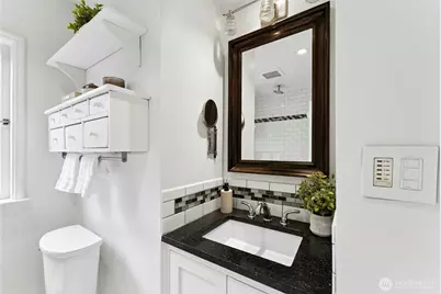 1516 E Republican Street #10, Seattle, WA 98112 - Photo 20
