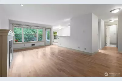22910 90th Avenue W #E305, Edmonds, WA 98026 - Photo 4