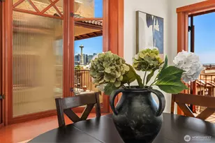 371 W Olympic Pl, Seattle, WA 98119 - Photo 8