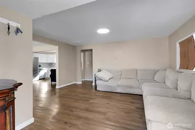 906 116th Street S, Tacoma, WA 98444 - Photo 6