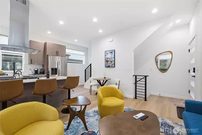2809 Grand Street #4, Seattle, WA 98144 - Photo 6