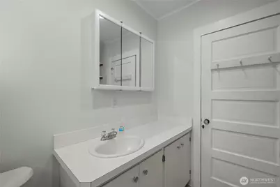 545 Eatonville Highway W, Eatonville, WA 98328 - Photo 24
