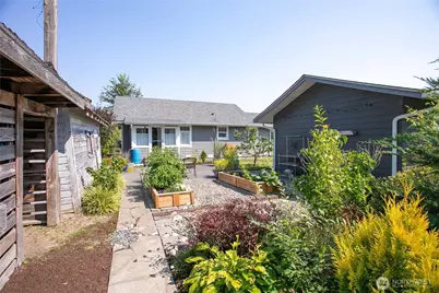 208 Mead Avenue, Everson, WA 98247 - Photo 24