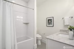 10668 SE 32nd St, Bellevue, WA 98004 - Photo 36