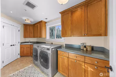 10222 NE 30th Place, Bellevue, WA 98004 - Photo 30