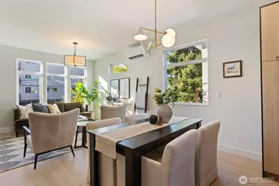 4434 Dayton Avenue N, Seattle, WA 98103 - Photo 14