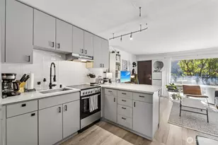 752 Bellevue Ave E, Seattle, WA 98102 - Photo 10
