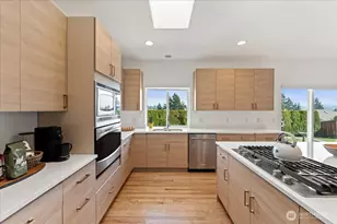 10111 181st Ave E, Bonney Lake, WA 98391 - Photo 12