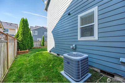 6913 Axis Street SE, Lacey, WA 98513 - Photo 38