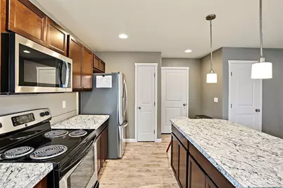 12914 Prairie Circle E, Bonney Lake, WA 98391 - Photo 10
