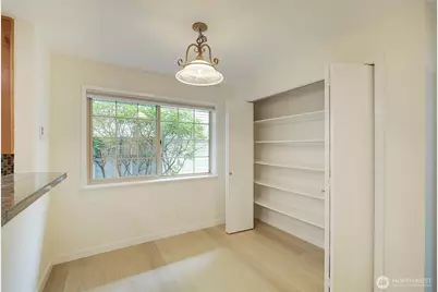 10248 NE 138th Place #B3, Kirkland, WA 98034 - Photo 6