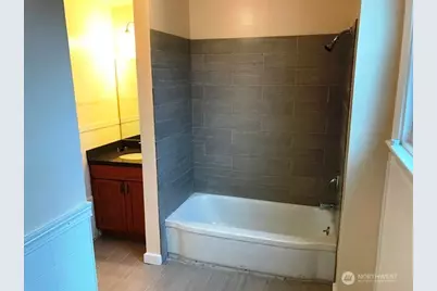 1920 E Jefferson Street #B, Seattle, WA 98122 - Photo 4