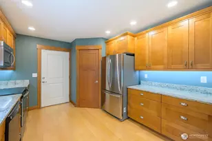 10621 Wilmer Ln SE, Olympia, WA 98501 - Photo 14
