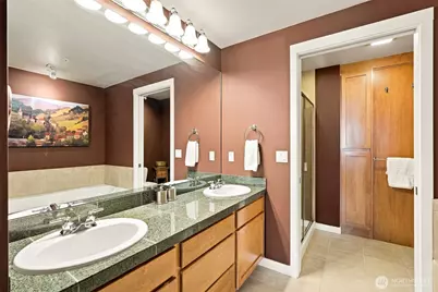 2607 Western Avenue #1002, Seattle, WA 98121 - Photo 18