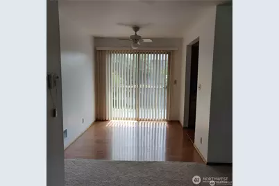 6127 S 126th Place, Seattle, WA 98178 - Photo 6