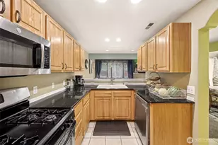 1105 9th Ave, Milton, WA 98354 - Photo 10