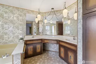 15702 SE 128th St, Renton, WA 98059 - Photo 16