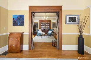726 12th Ave E, Seattle, WA 98102 - Photo 10