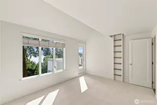 8239 E Mercer Way, Mercer Island, WA 98040 - Photo 32