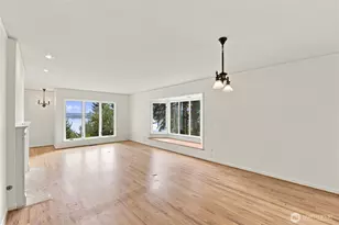 8239 E Mercer Way, Mercer Island, WA 98040 - Photo 10