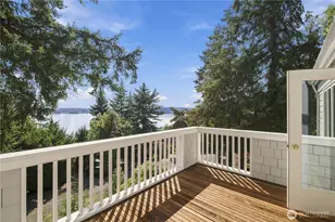 8239 E Mercer Way, Mercer Island, WA 98040 - Photo 22