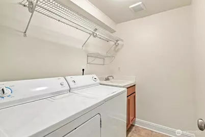 337 N 105th Street #A, Seattle, WA 98133 - Photo 12