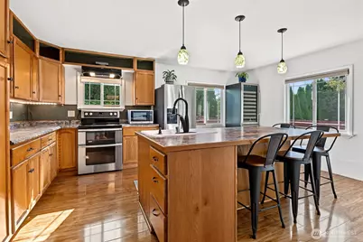 24116 52nd Avenue W, Mountlake Terrace, WA 98043 - Photo 6