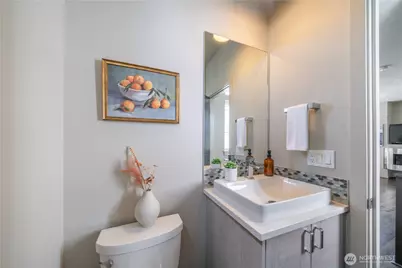6211 9th Avenue NE #A, Seattle, WA 98115 - Photo 20