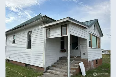 4 SW Raymond Street, Wilbur, WA 99185 - Photo 1